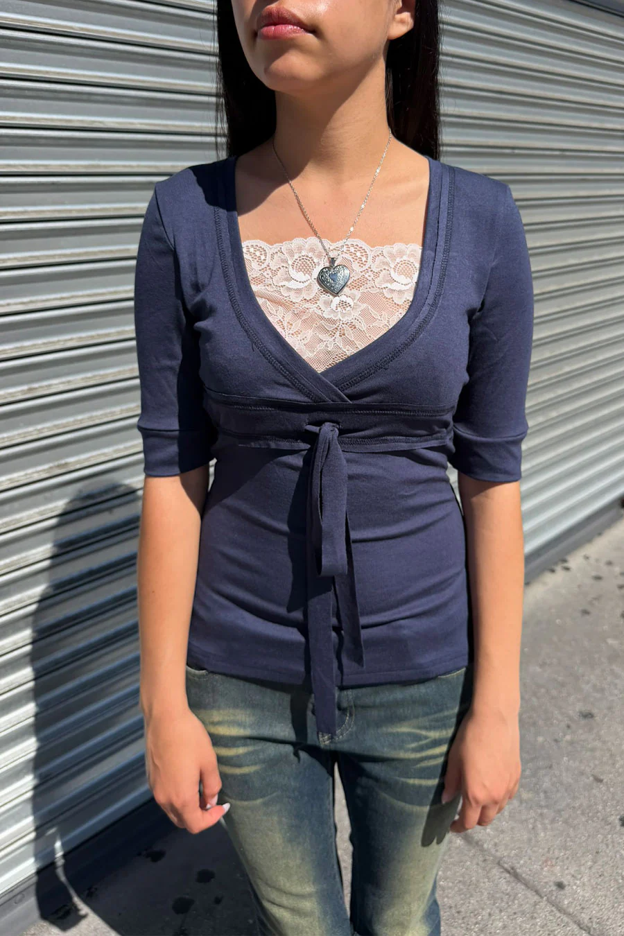 2000s Vintage Style Lace-Layered Half Sleeve V-Neck Top