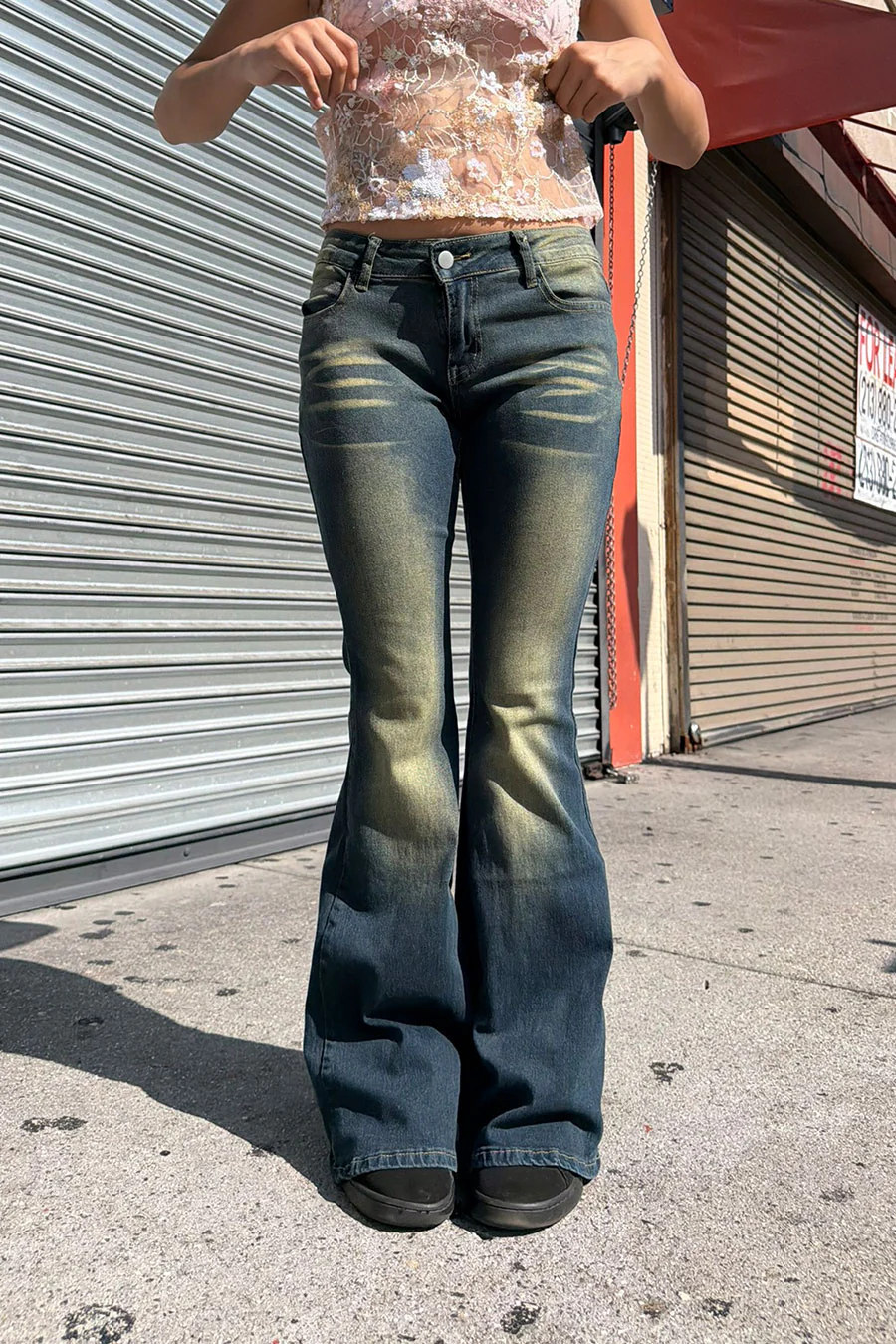 2000s Y2K Whiskered Vintage Wash Low-Rise Single Button Flare Bootcut Jean with Good Stretch