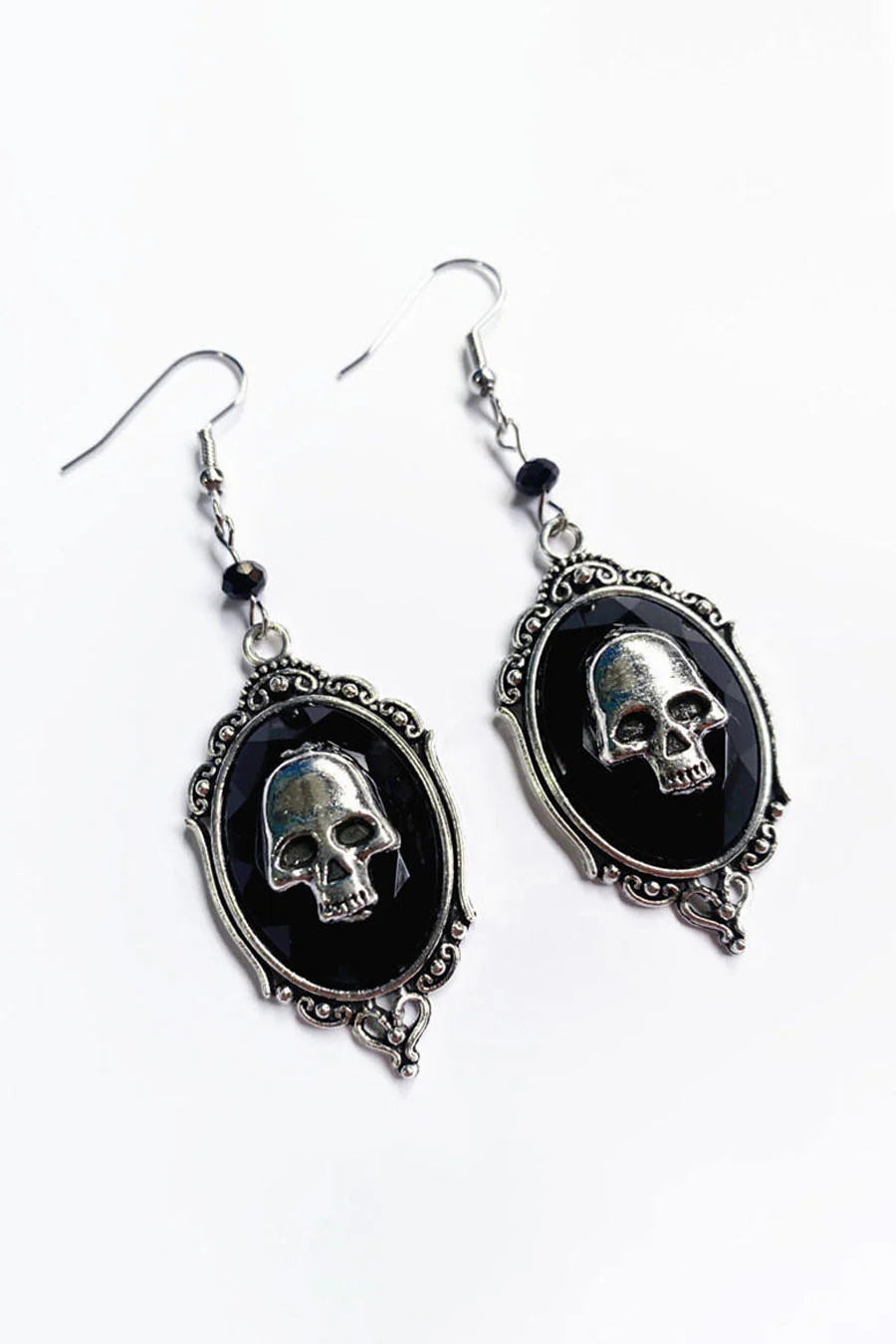 Gothic Skull Charm Faux Onyx Drop Earrings