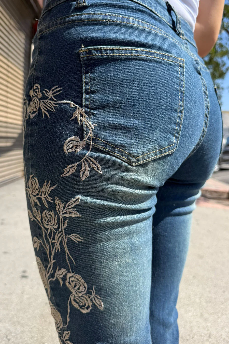 Y2K 2000s Mid-Rise Floral Pattern Embroidered Medium Wash Flare Boot Cut Jean with Good Stretch - Image 8